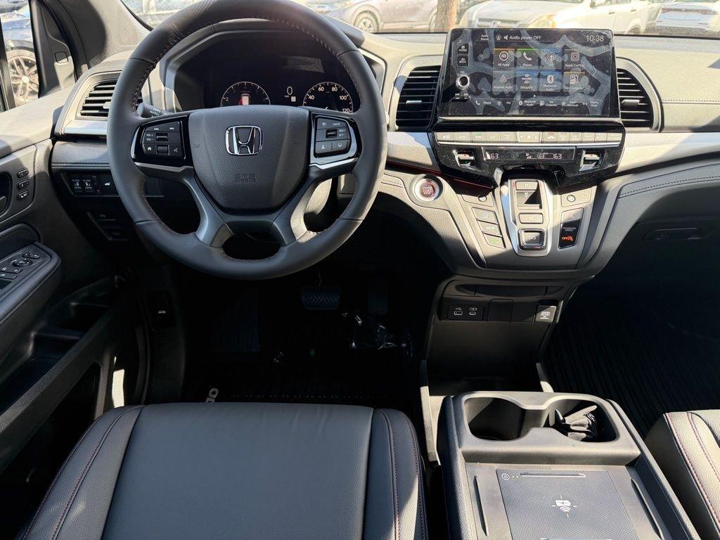 Honda Odyssey Sport-L - Thumbnail 12