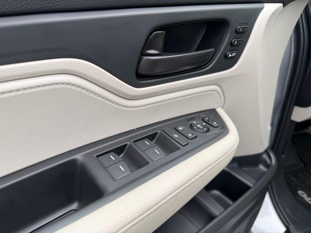 Honda Odyssey Ex-L - Thumbnail 13