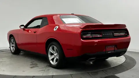 Dodge Challenger Sxt - Thumbnail 6