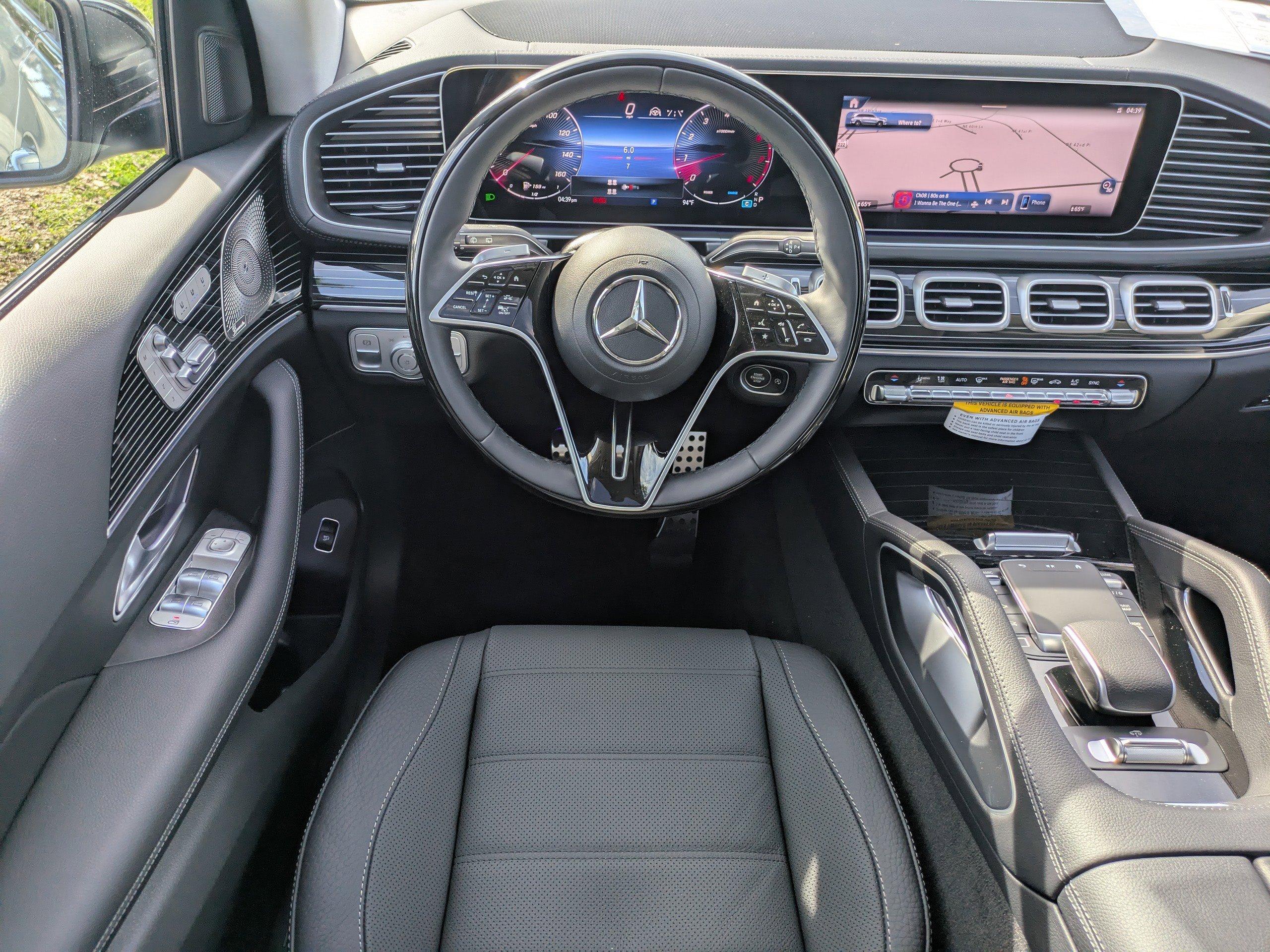 Mercedes-Benz Gls Suv 450 With Navigation & Awd - Thumbnail 20