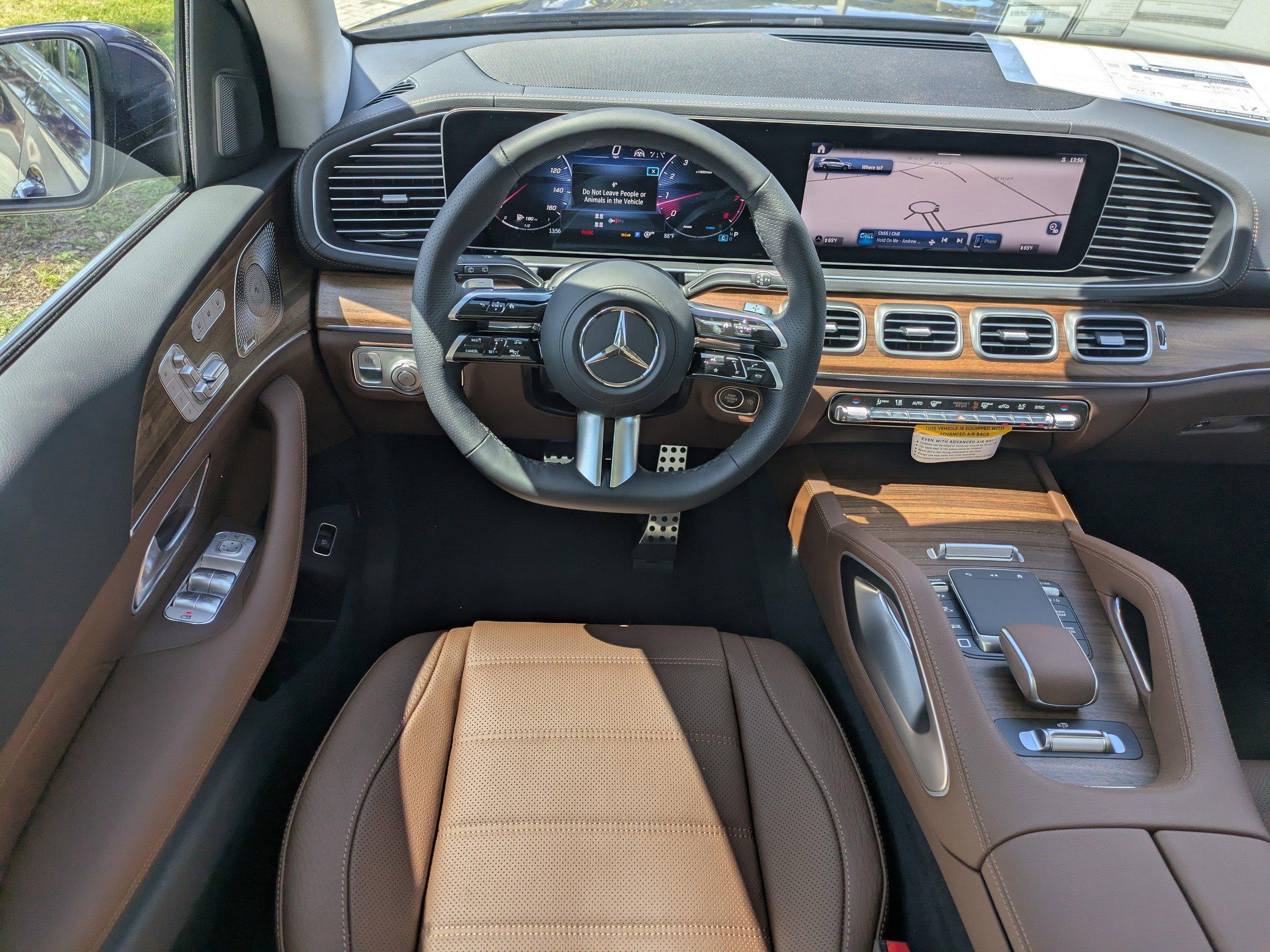 Mercedes-Benz Gls Suv 450 With Navigation & Awd - Thumbnail 20