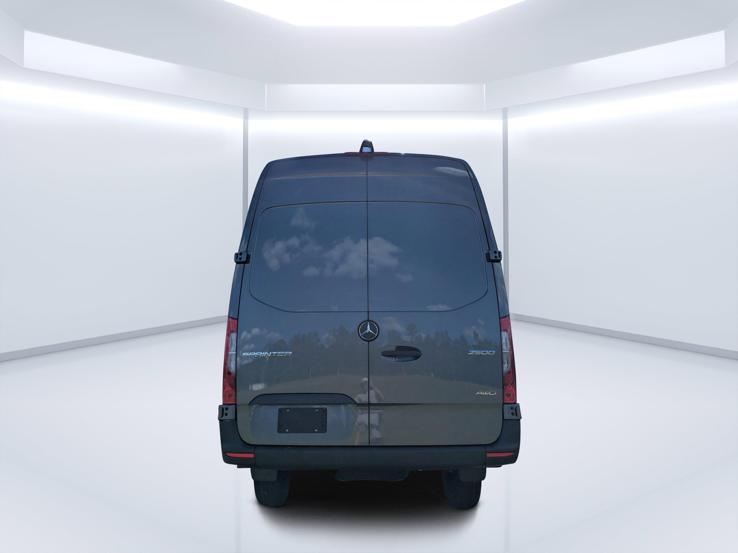 Mercedes-Benz Sprinter Cargo Van Van 170 Wb Awd - Thumbnail 7