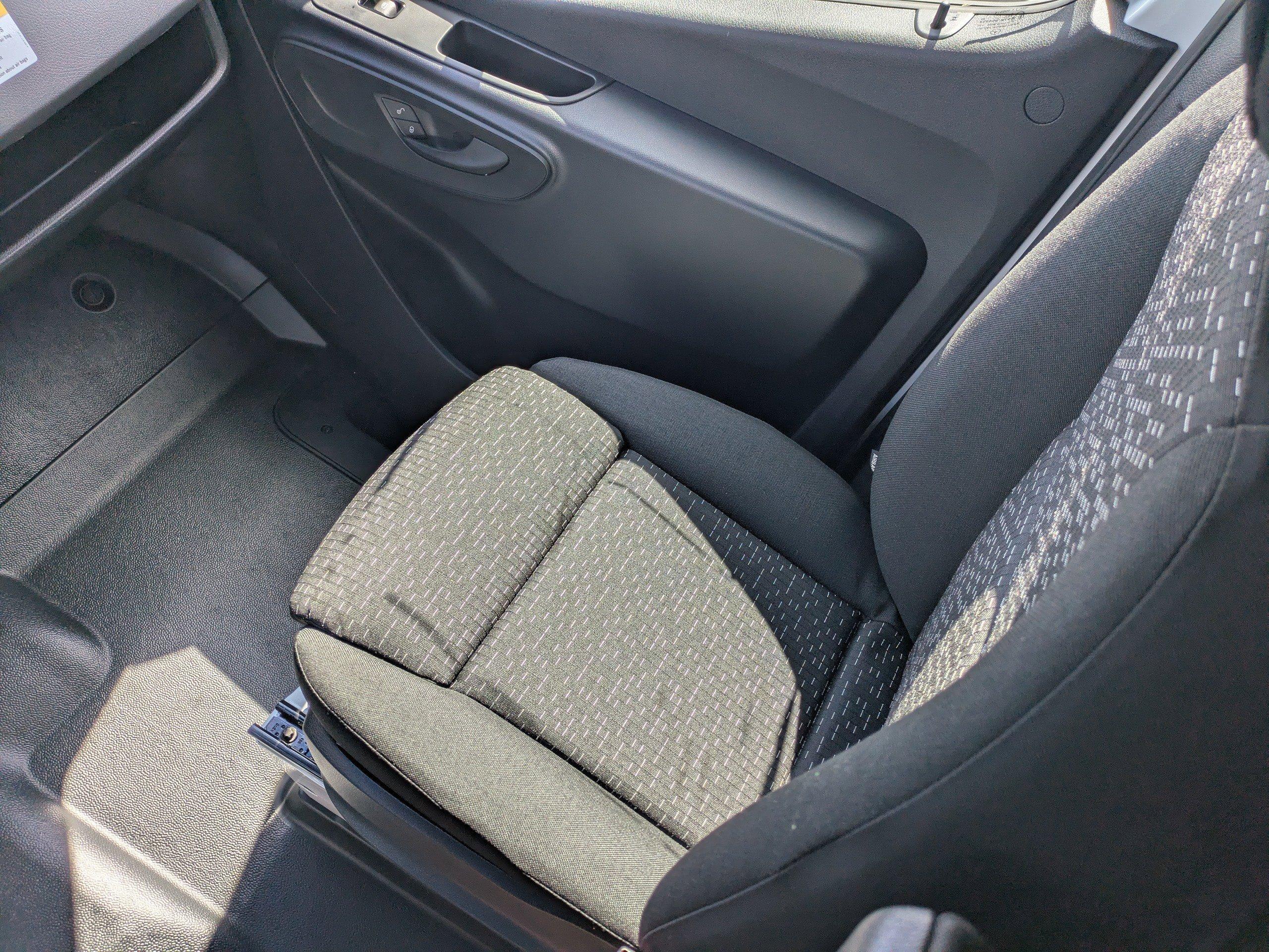 Mercedes-Benz Sprinter Cargo Van 170 Wb Rwd Van - Thumbnail 19