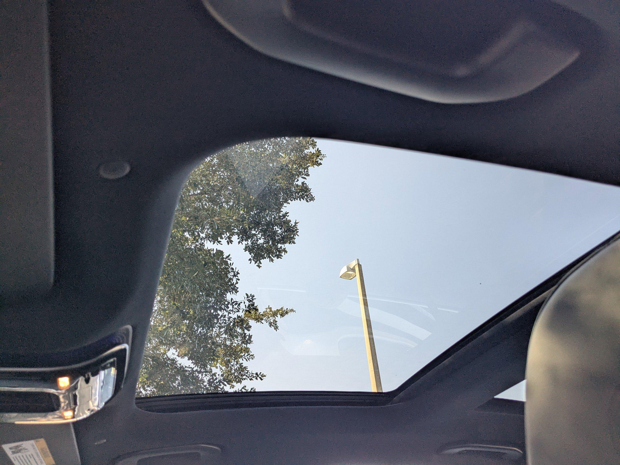 Mercedes-Benz Sedan Amg® C 63 S E Performance With Navigation & Awd - Thumbnail 4