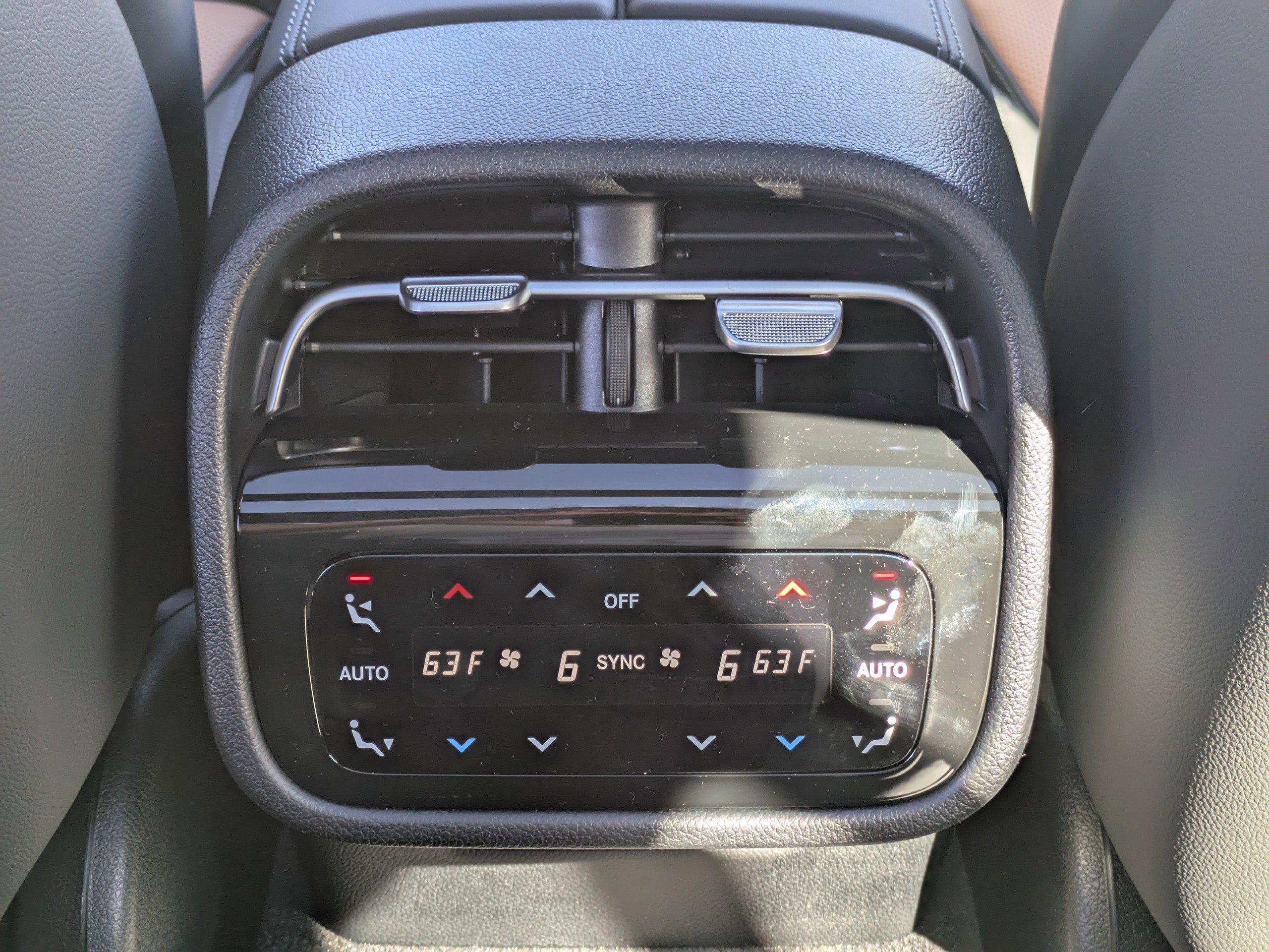 Mercedes-Benz Sedan Amg® E 53 E 4Matic®+ With Navigation & Awd - Thumbnail 15