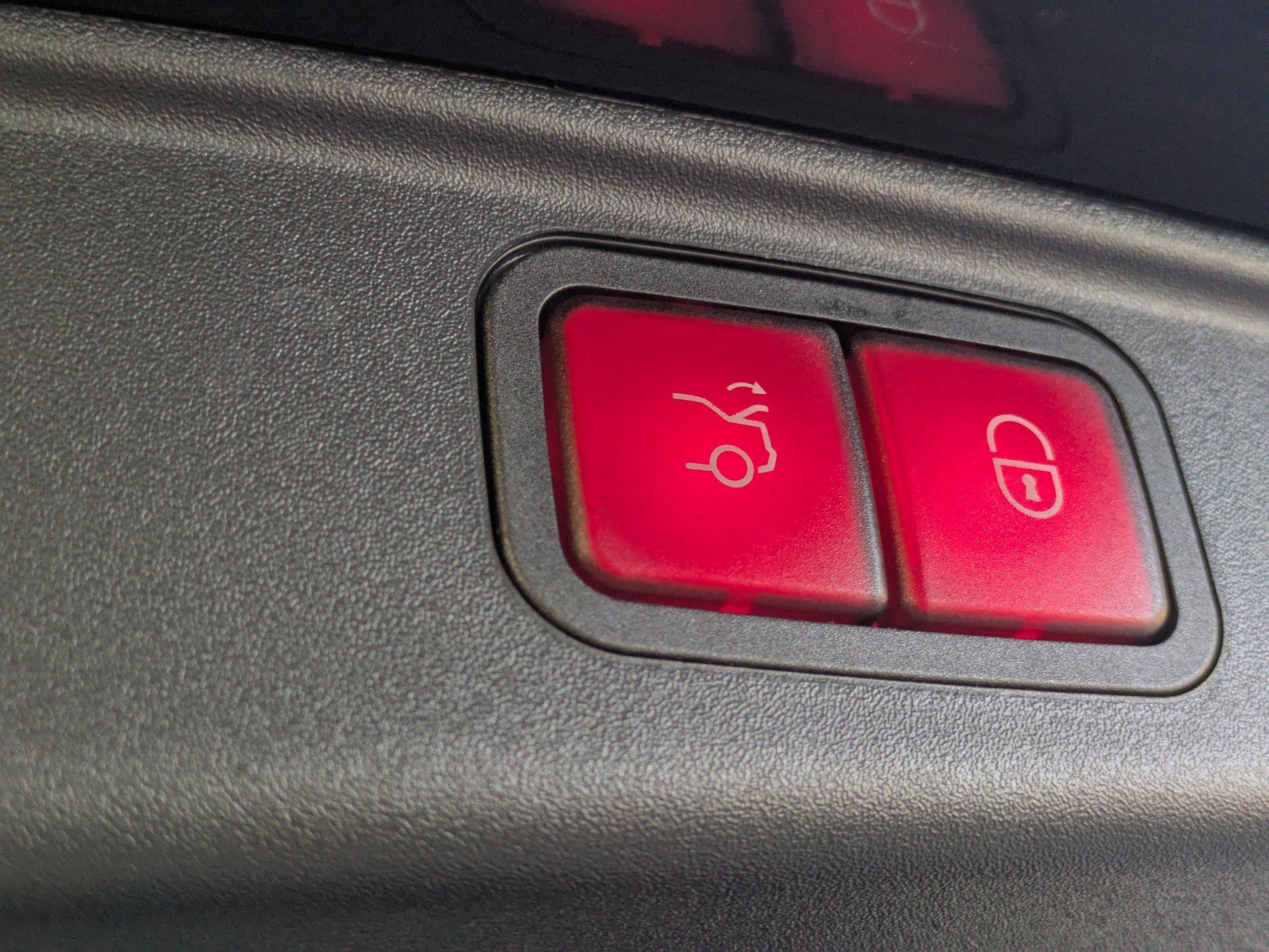 Mercedes-Benz Amg® Gt Coupe 55 Coupe With Navigation & Awd - Thumbnail 12