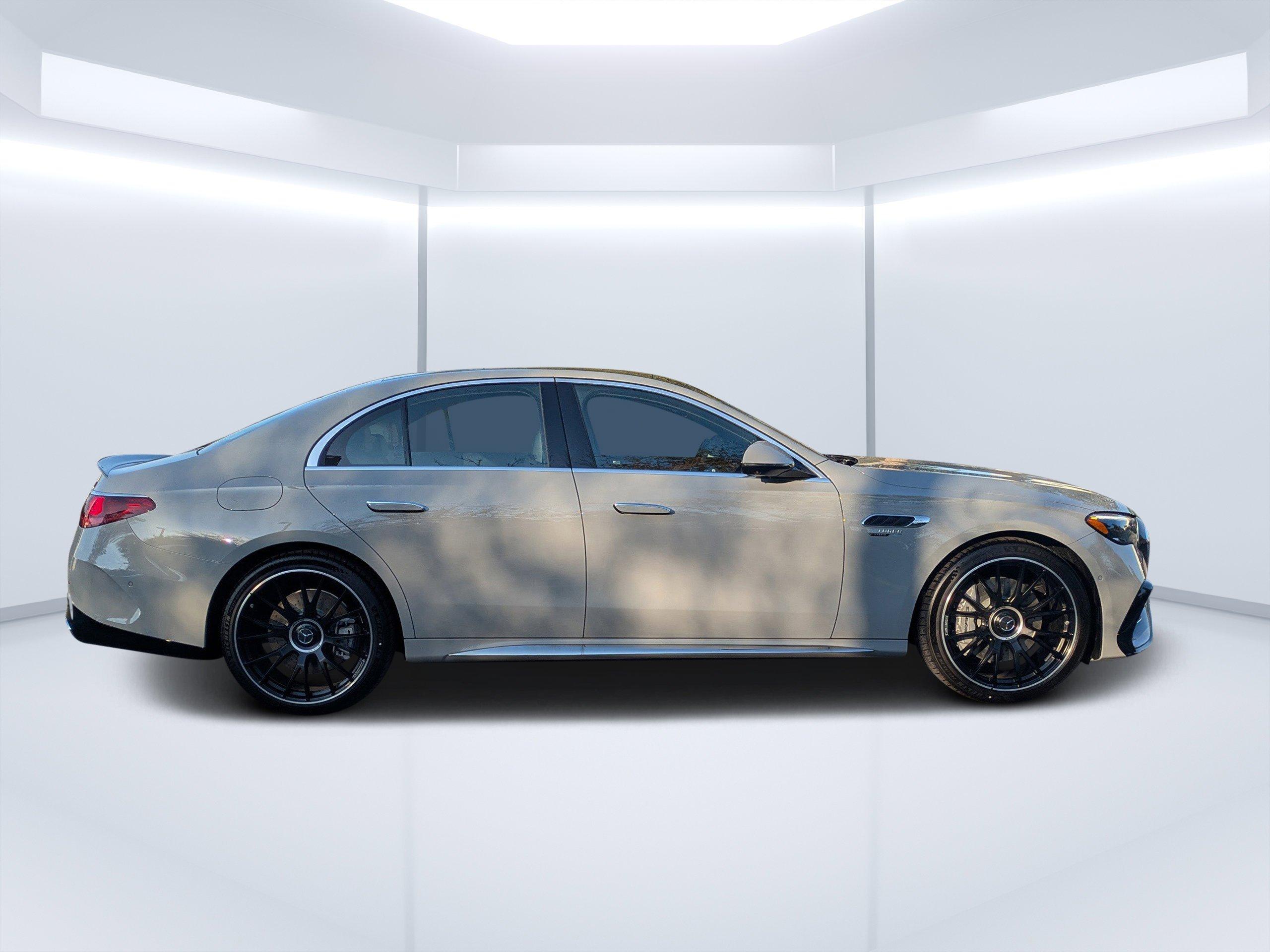 Mercedes-Benz Sedan Amg® E 53 E 4Matic®+ With Navigation & Awd - Thumbnail 6