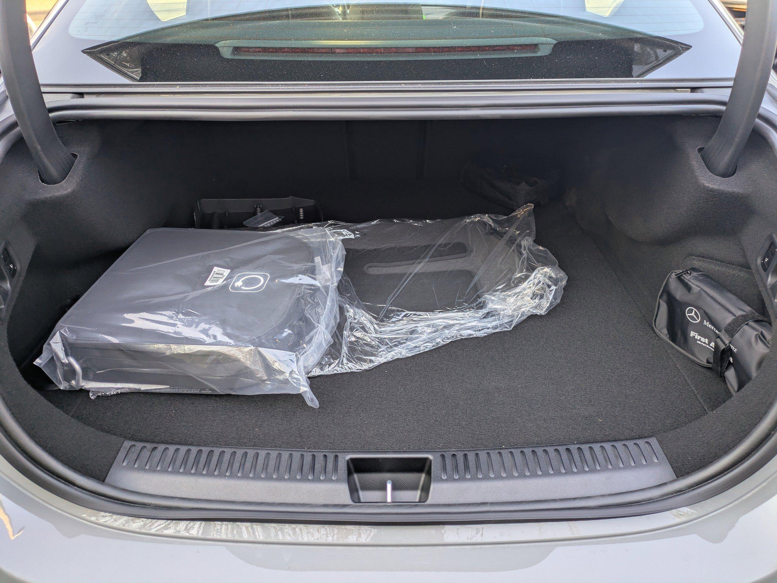 Mercedes-Benz Sedan Amg® E 53 E 4Matic®+ With Navigation & Awd - Thumbnail 13