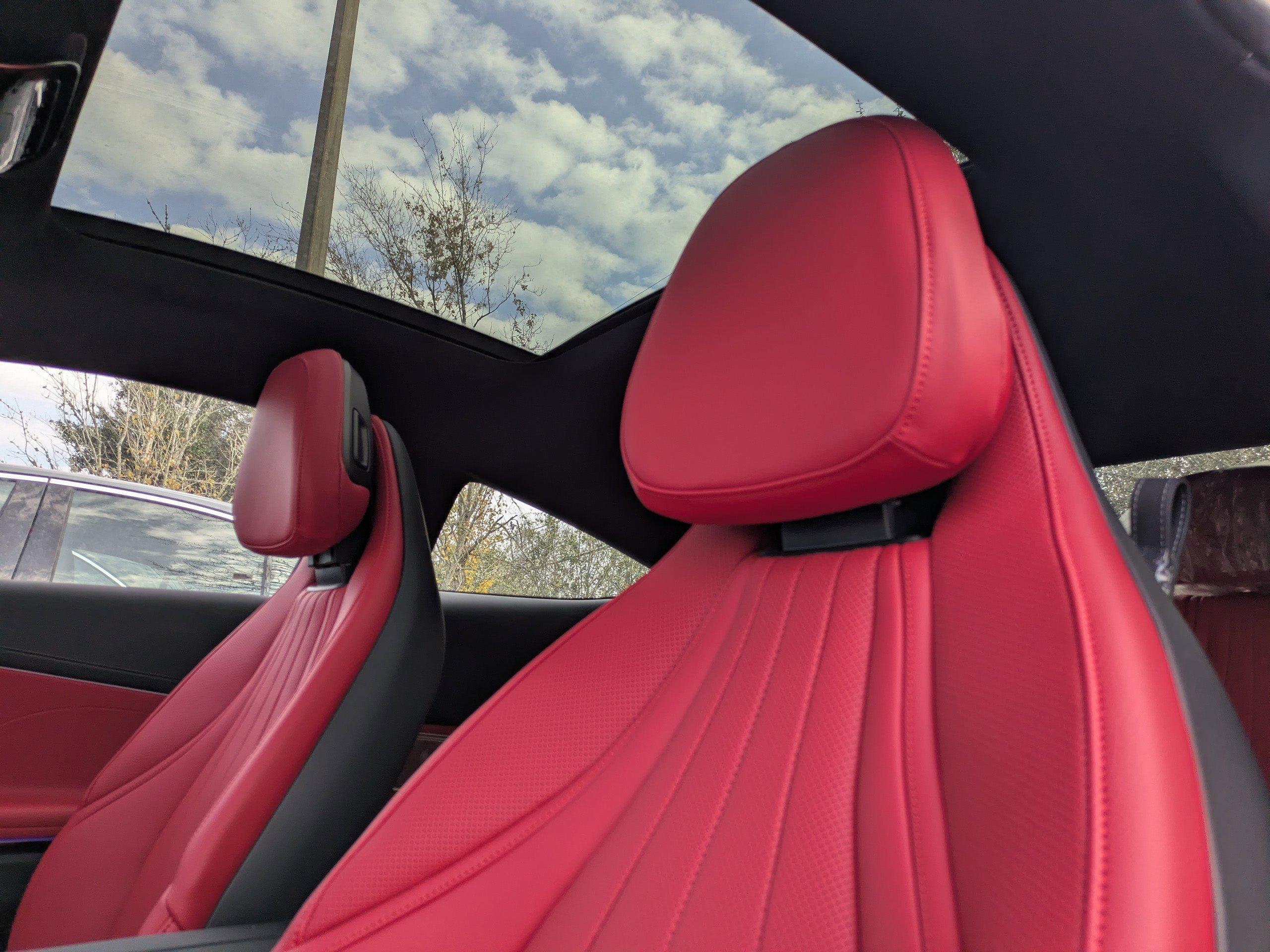 Mercedes-Benz Cle Coupe 300 With Navigation & Awd - Thumbnail 5