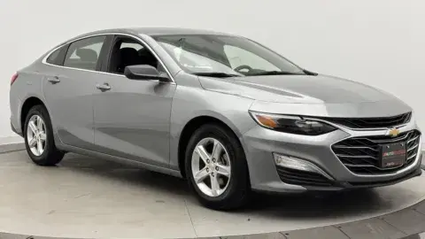 Chevrolet Malibu Ls - Thumbnail 4