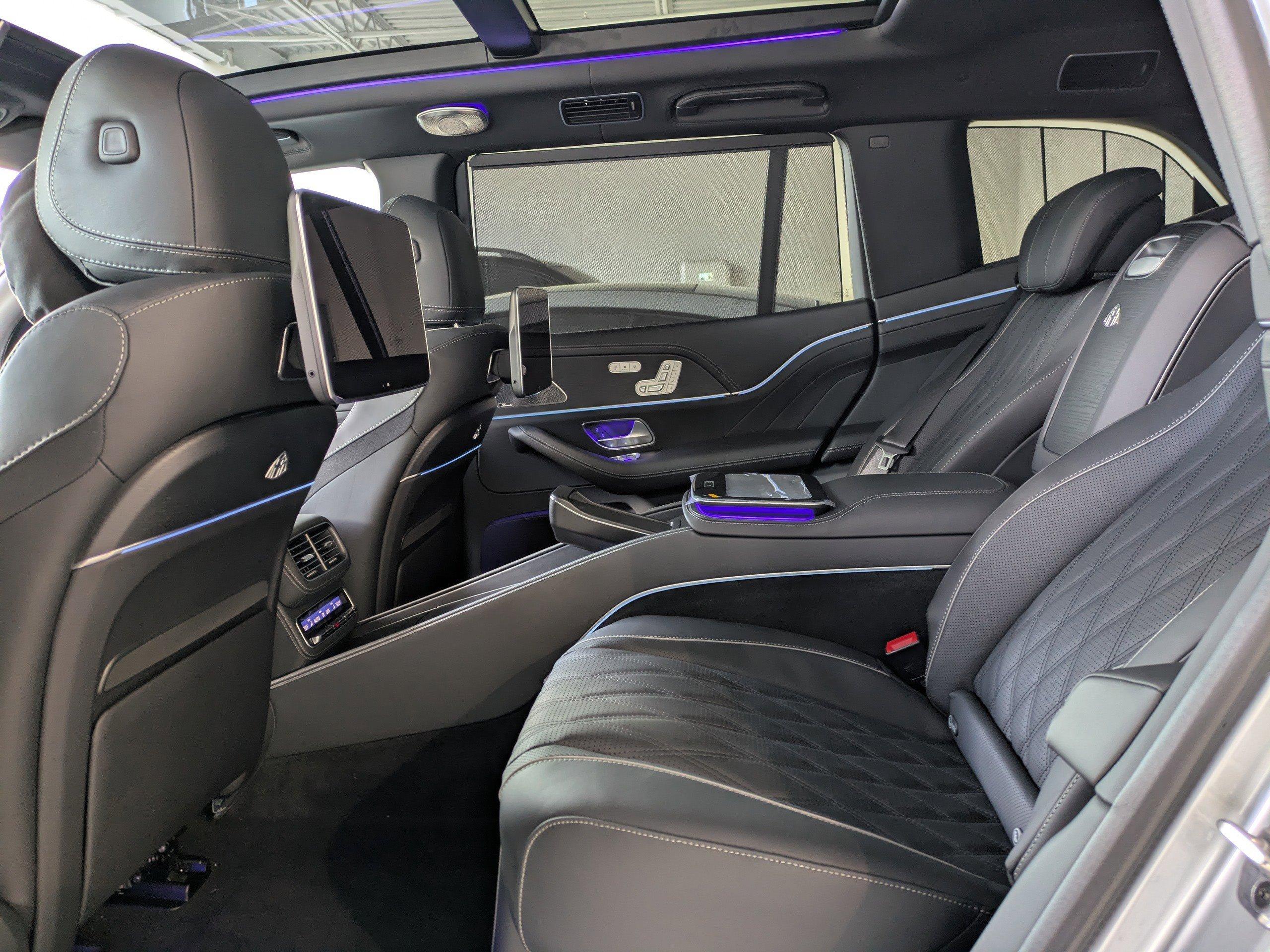 Mercedes-Benz Gls Suv Maybach 600 With Navigation & Awd - Thumbnail 16