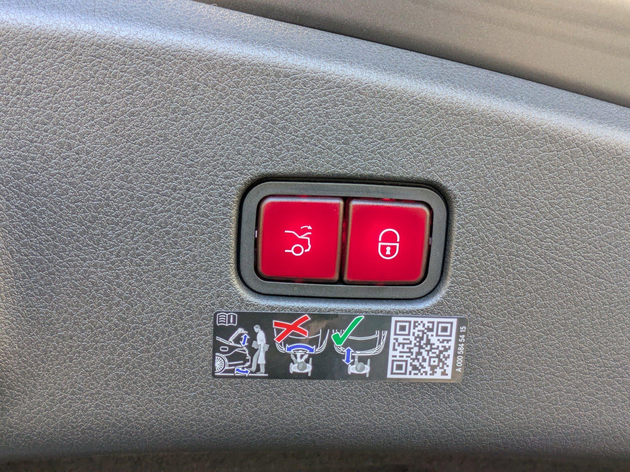 Mercedes-Benz Cle Coupe Amg® 53 4Matic®+ Coupe With Navigation & Awd - Thumbnail 14