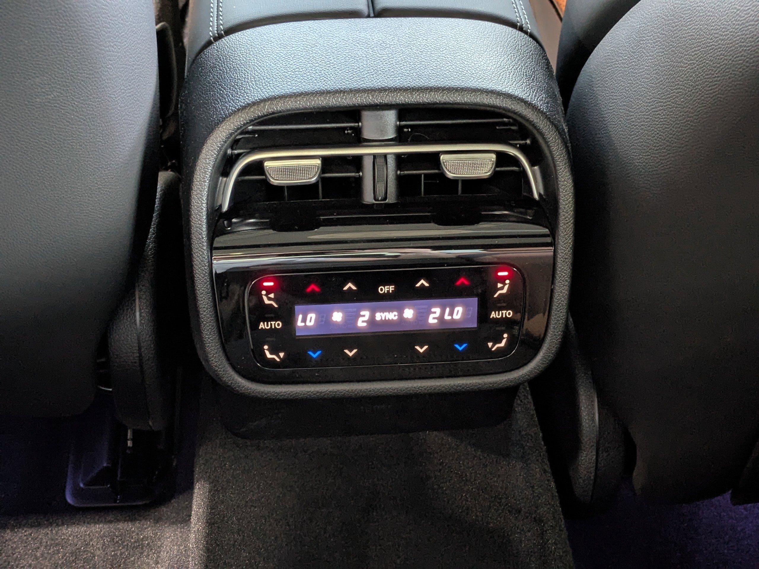 Mercedes-Benz Sedan Amg® E 53 E 4Matic®+ With Navigation & Awd - Thumbnail 18