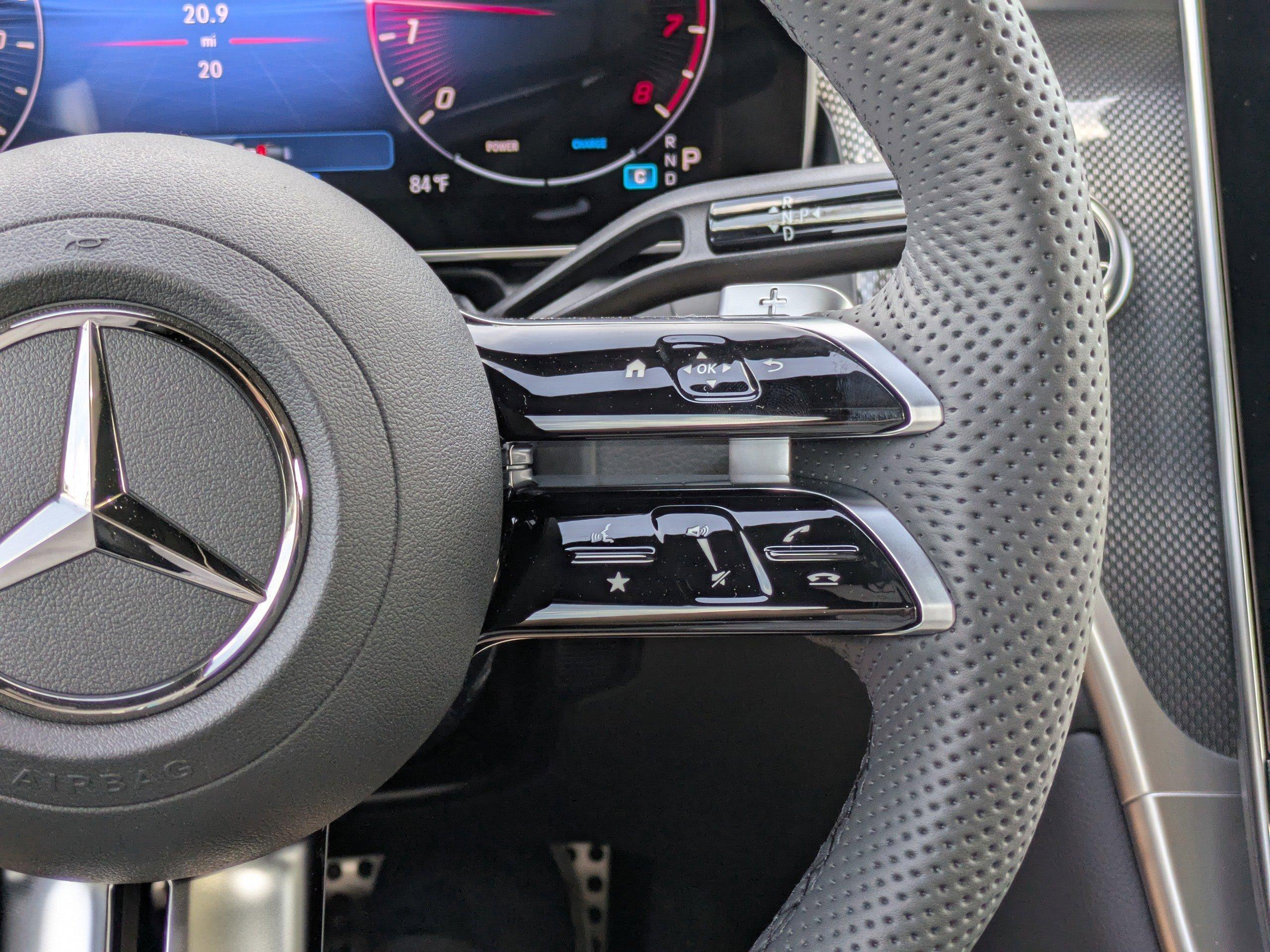 Mercedes-Benz Glc 300 Rwd Suv - Thumbnail 20