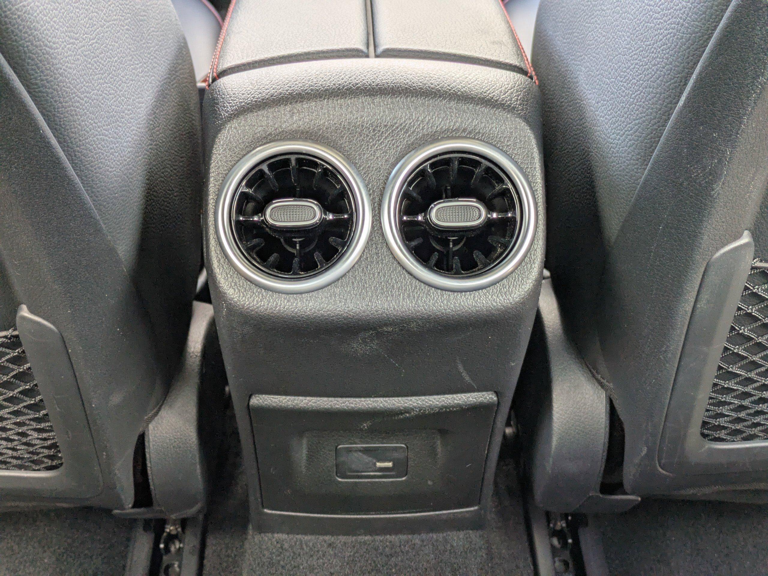 Mercedes-Benz Cla Coupe Amg® 35 Awd - Thumbnail 14