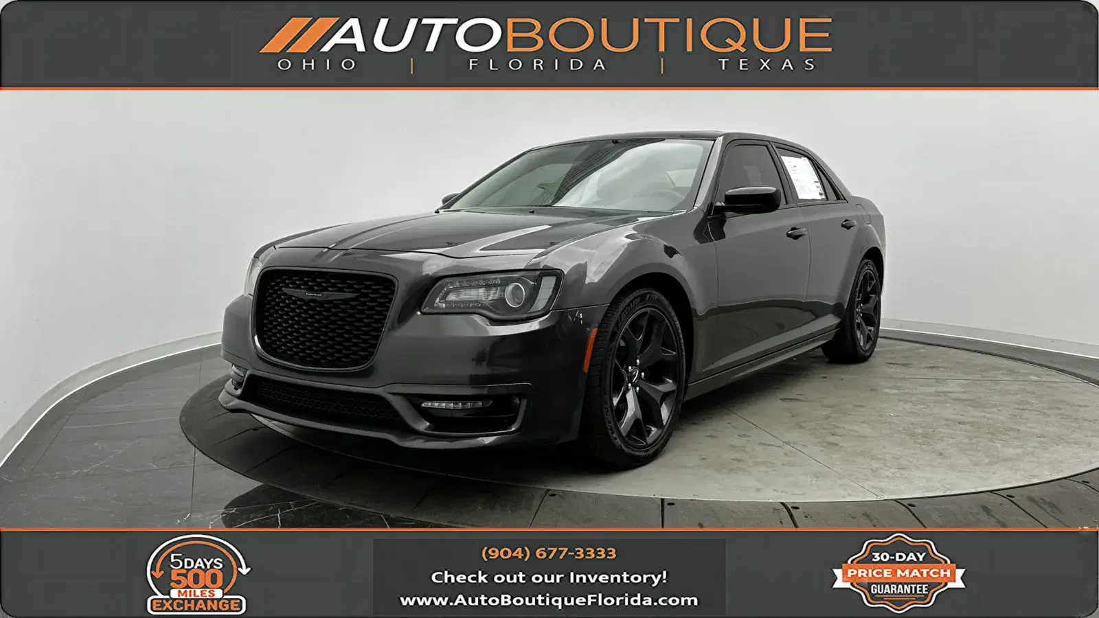 Chrysler 300 Touring L - View 1