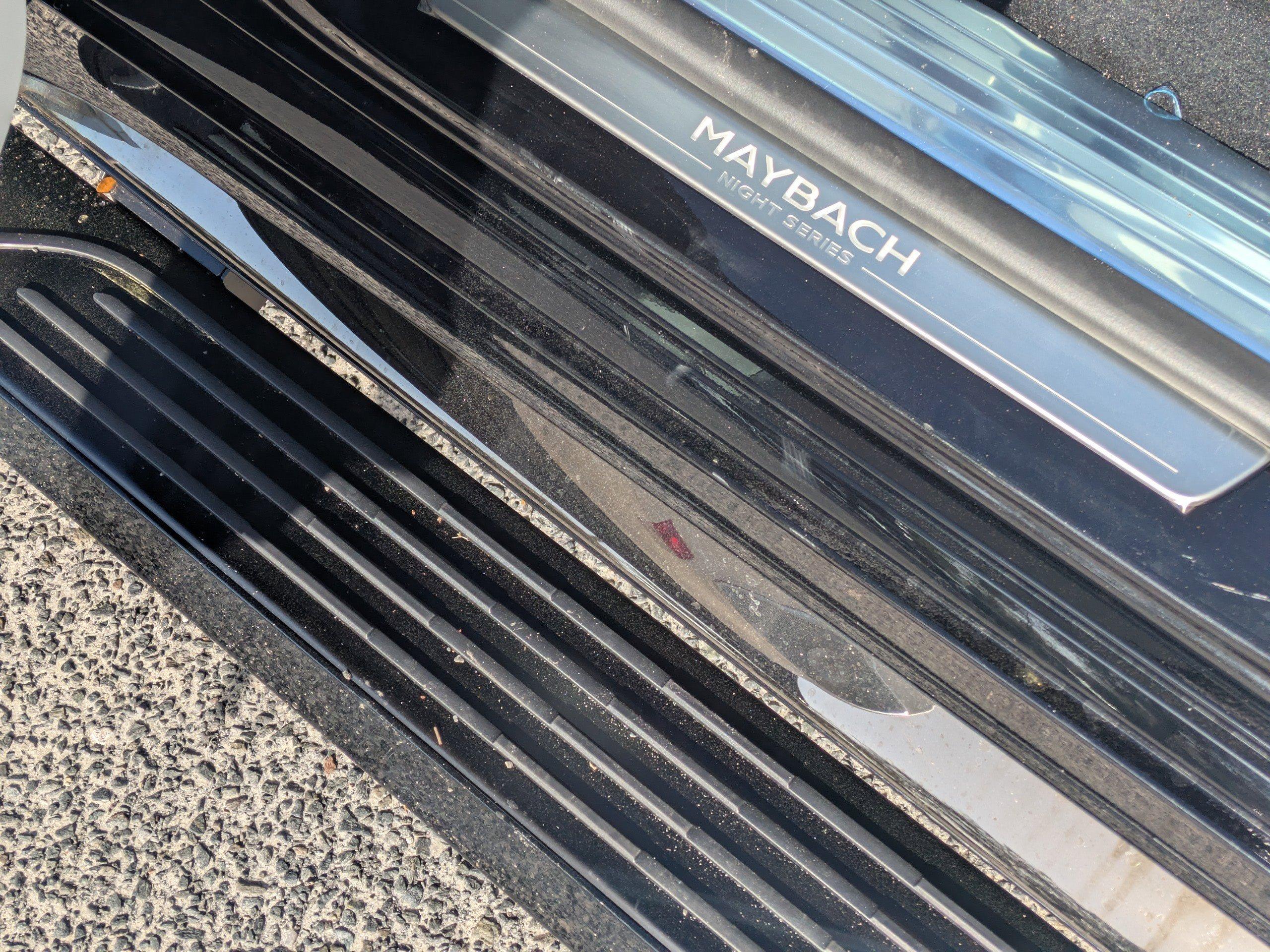 Mercedes-Benz Gls Suv Maybach 600 With Navigation & Awd - Thumbnail 16