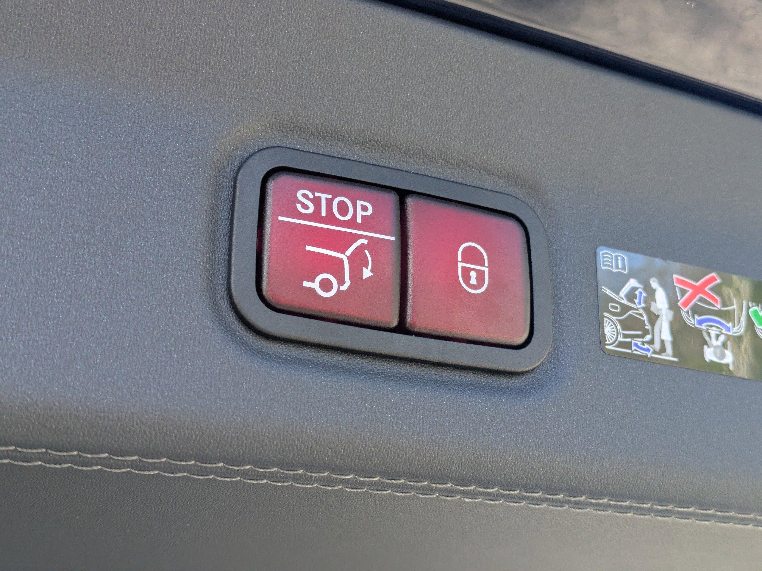 Mercedes-Benz Gls Suv Maybach 600 With Navigation & Awd - Thumbnail 15