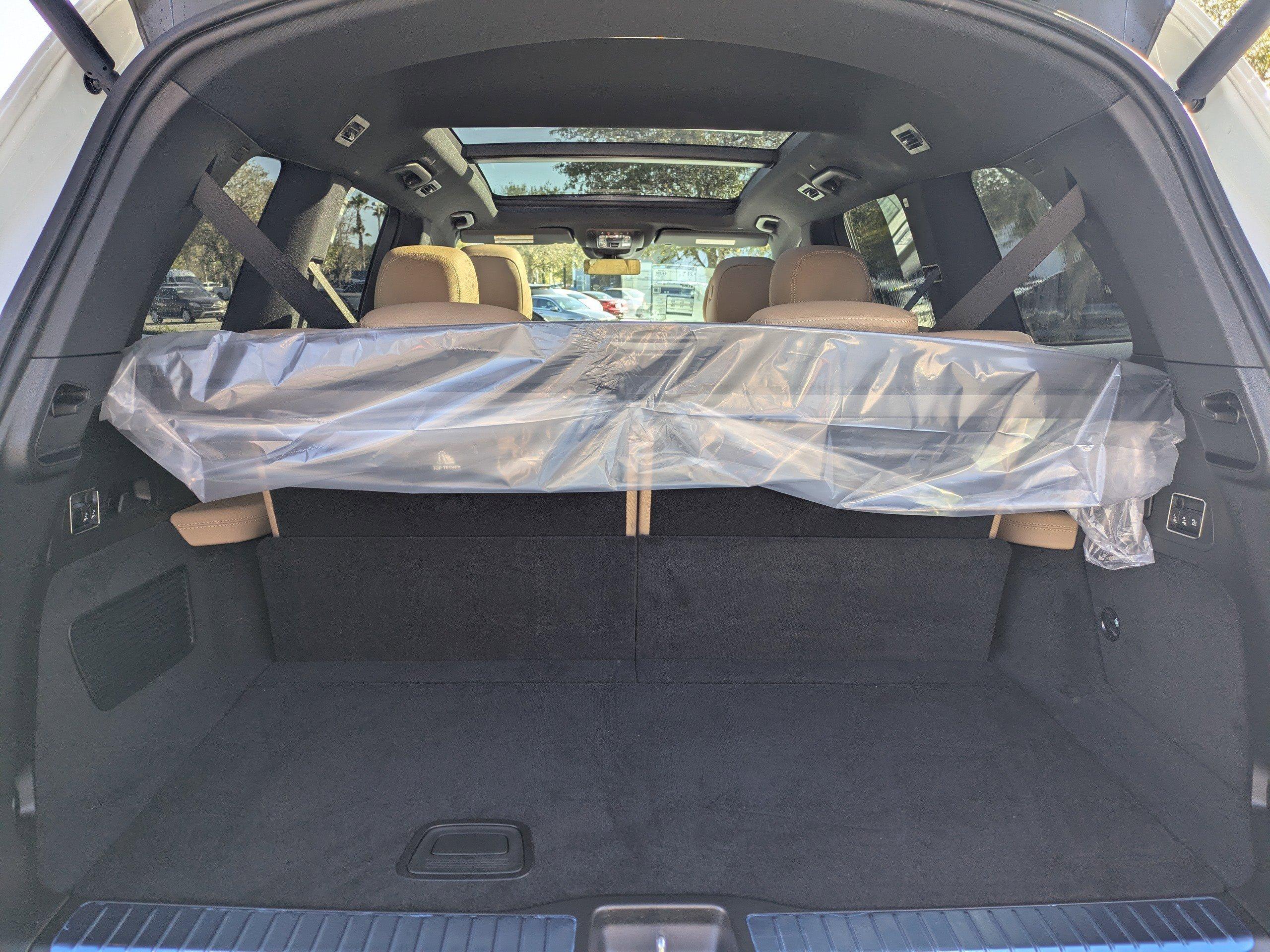 Mercedes-Benz Gls Suv 450 With Navigation & Awd - Thumbnail 14