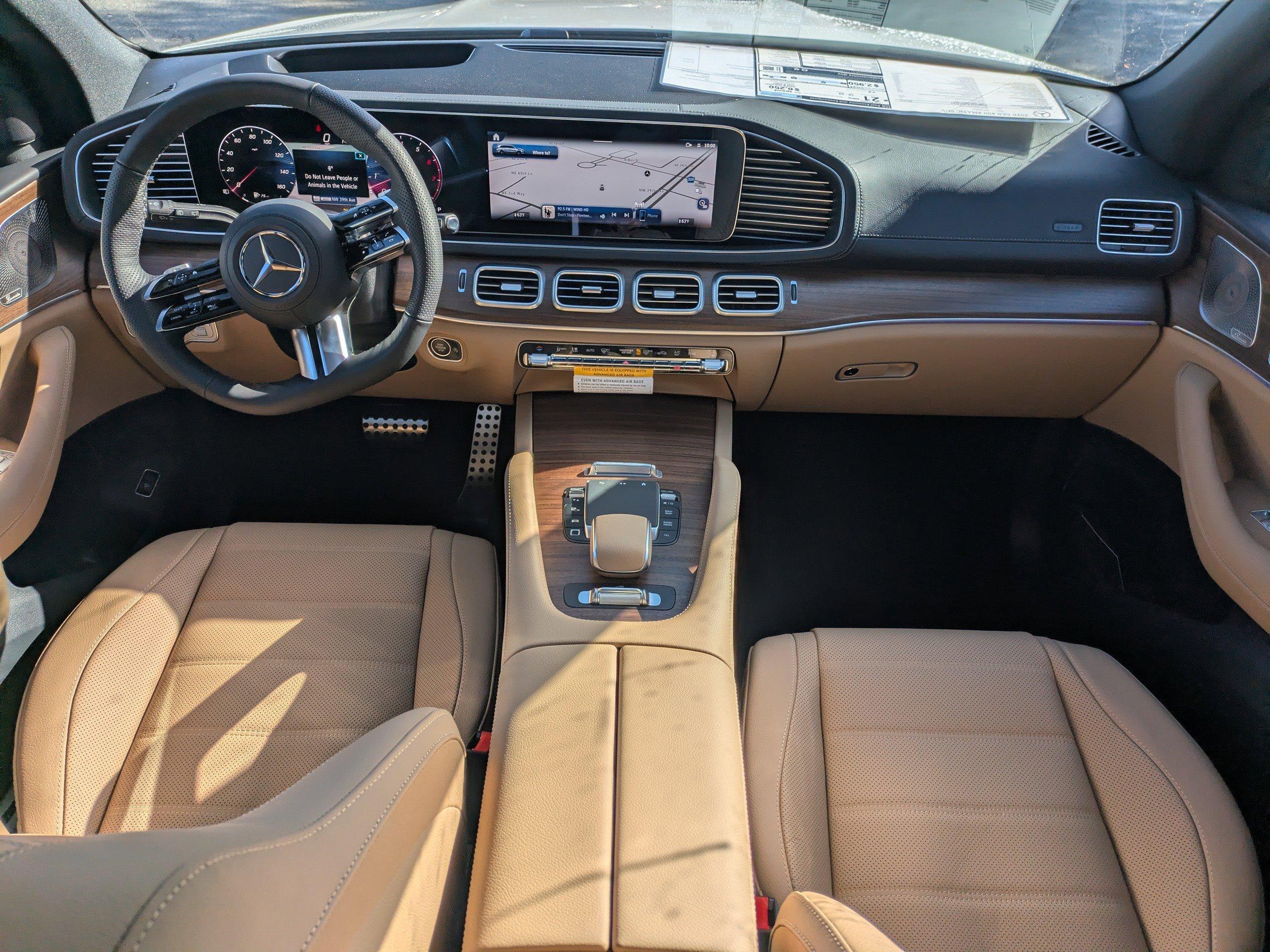 Mercedes-Benz Gls Suv 450 With Navigation & Awd - Thumbnail 3