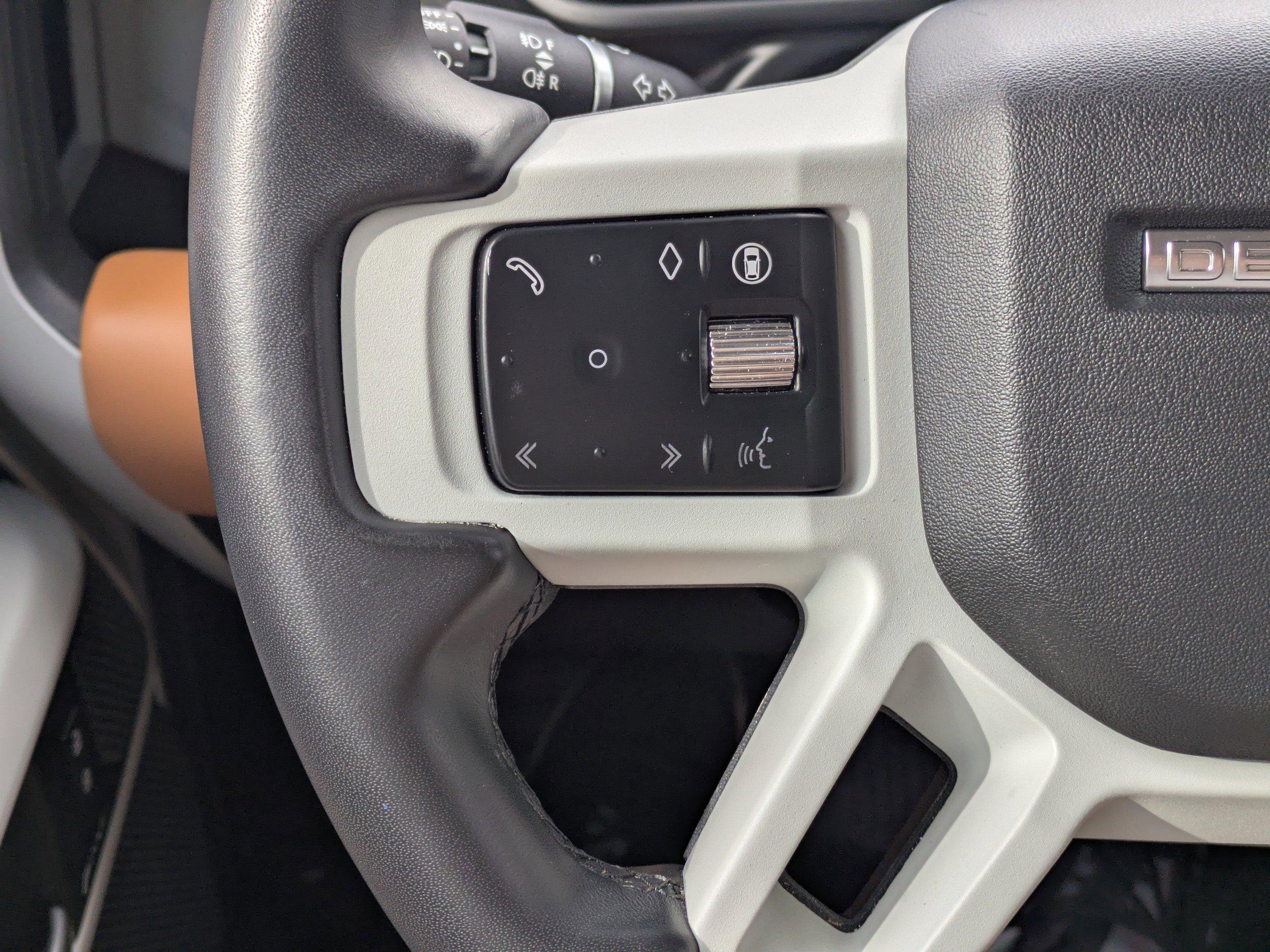 Land Rover Defender Sport Utility Se With Navigation & Awd - Thumbnail 18