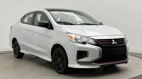 Mitsubishi Mirage G4 Black Edition - Thumbnail 4