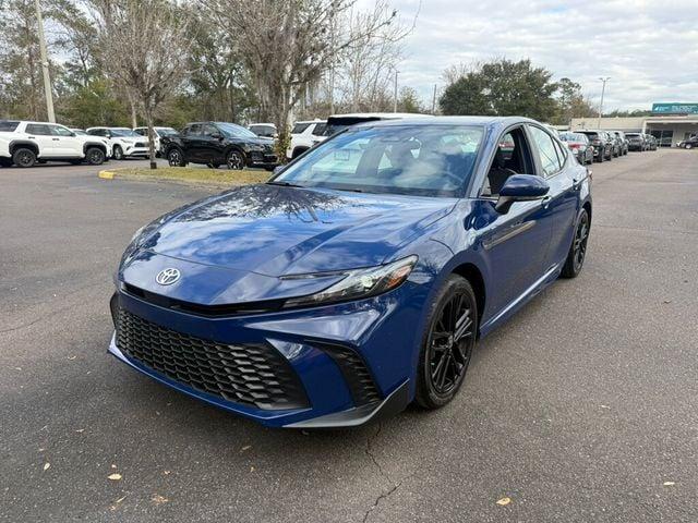 Toyota Camry SE AWD - View 1