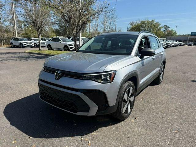 Volkswagen Taos S 4MOTION - View 1