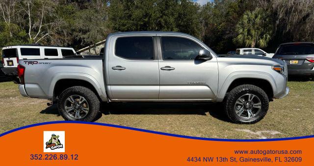 TOYOTA TACOMA DOUBLE CAB - Thumbnail 2