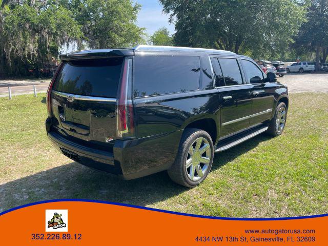 CADILLAC ESCALADE ESV - Thumbnail 3
