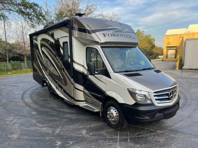 MERCEDES-BENZ SPRINTER 3500 CAB & CHASSIS - Thumbnail 3