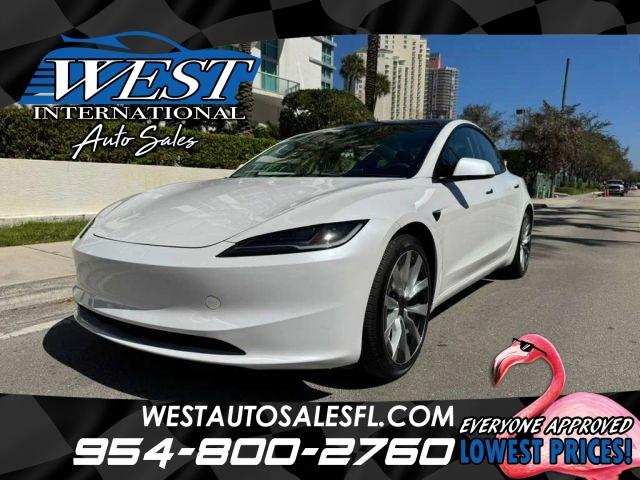 TESLA MODEL 3 - View 1