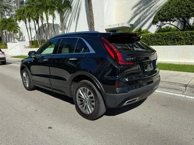 CADILLAC XT4 - Thumbnail 4
