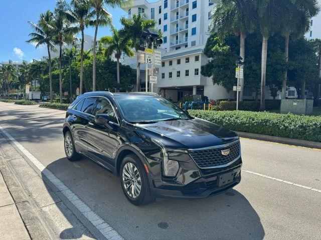 CADILLAC XT4 - Thumbnail 3