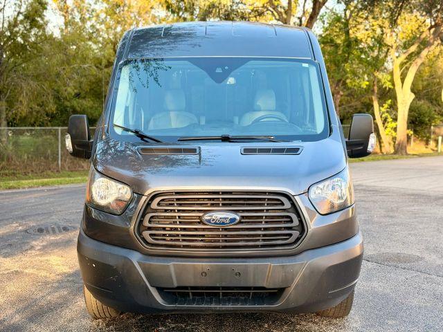 FORD TRANSIT 150 WAGON - Thumbnail 4