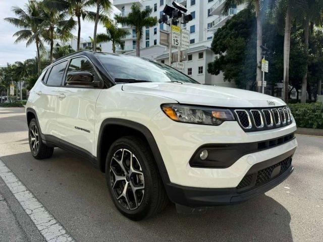 JEEP COMPASS - Thumbnail 3
