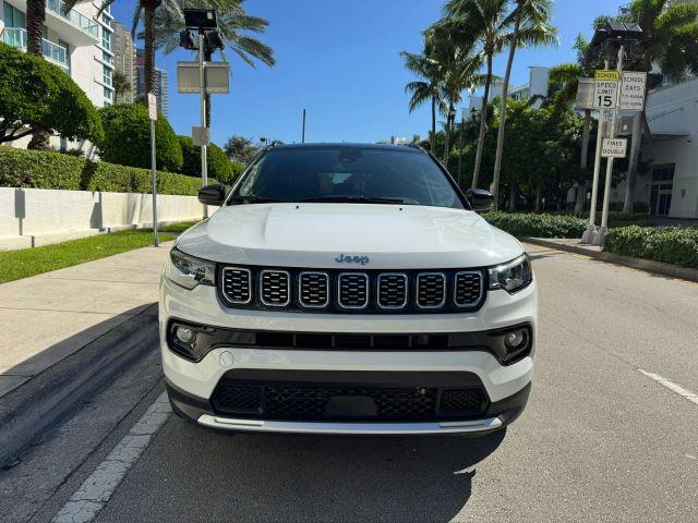 JEEP COMPASS - Thumbnail 2