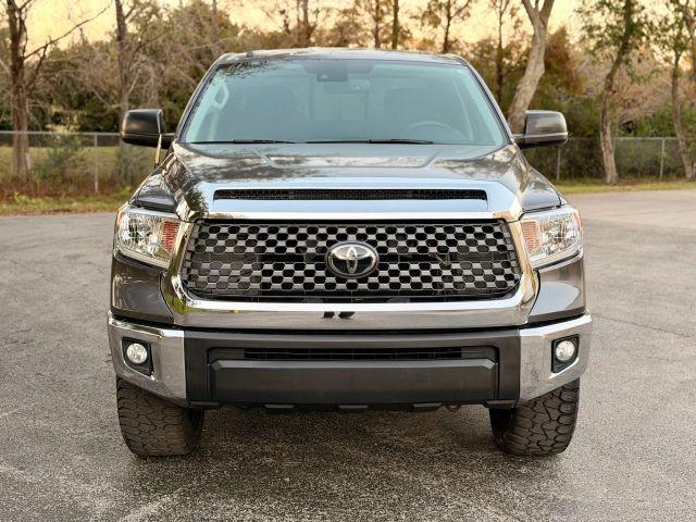 TOYOTA TUNDRA DOUBLE CAB - Thumbnail 4