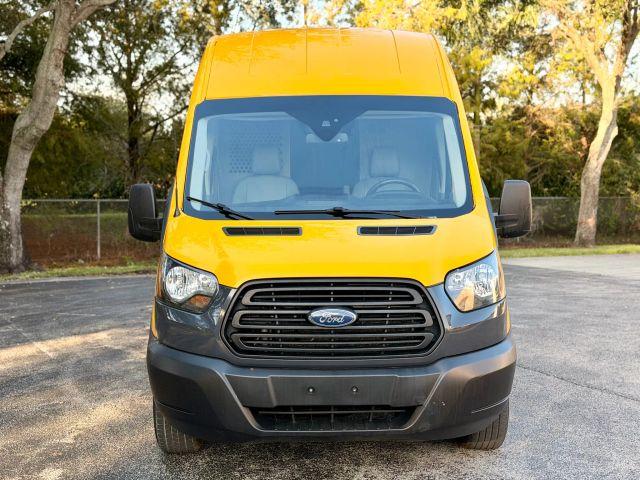 FORD TRANSIT 250 VAN - Thumbnail 3
