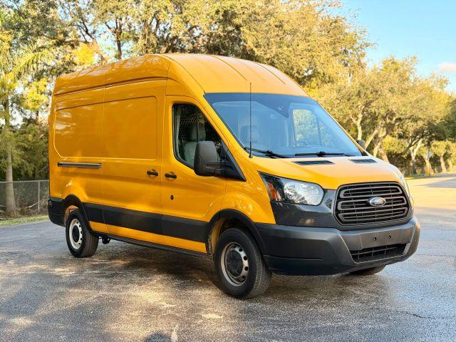 FORD TRANSIT 250 VAN - Thumbnail 4