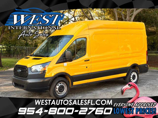 FORD TRANSIT 250 VAN - View 1