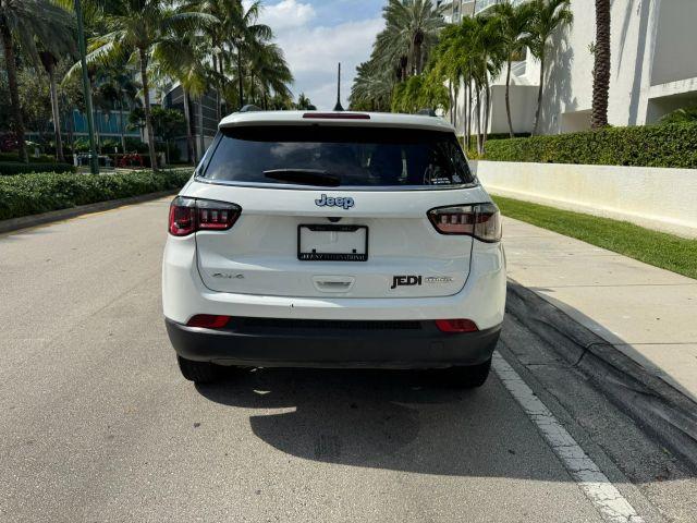 JEEP COMPASS - Thumbnail 5