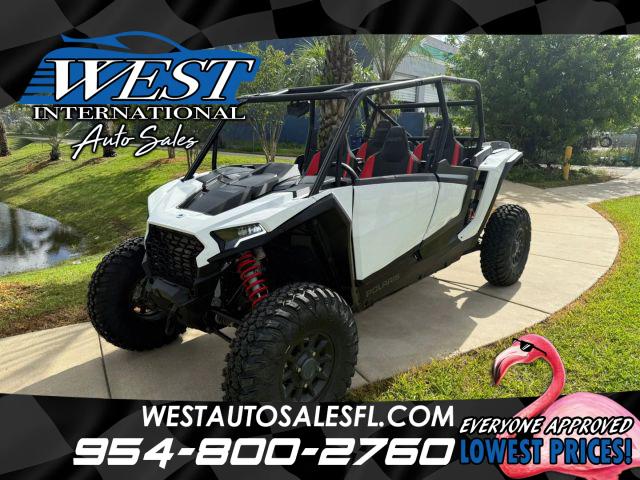 POLARIS RZR XP 4 - View 1