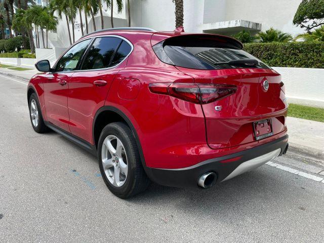 ALFA ROMEO STELVIO - Thumbnail 4