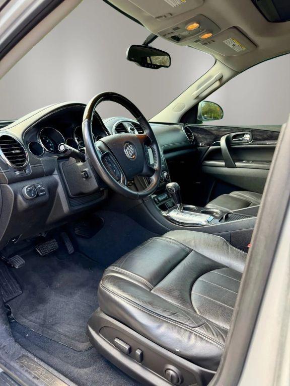 Buick Enclave - Thumbnail 11