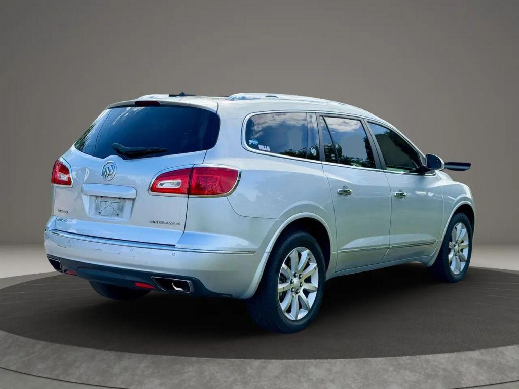 Buick Enclave - Thumbnail 7