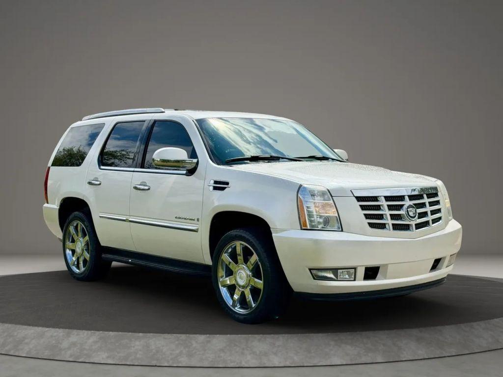 Cadillac Escalade - Thumbnail 5