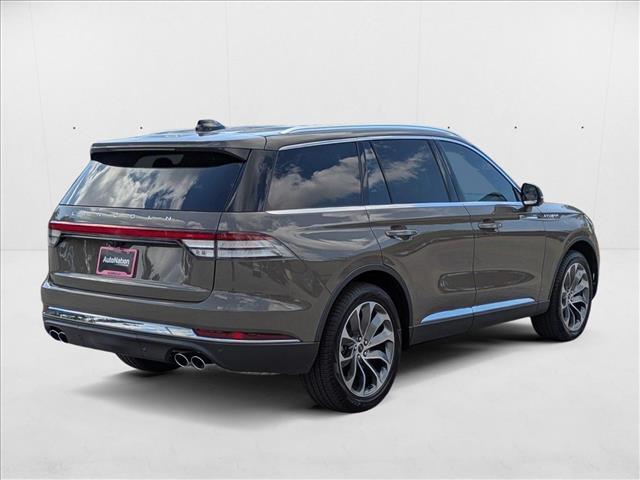 Lincoln Aviator Premiere - Thumbnail 6