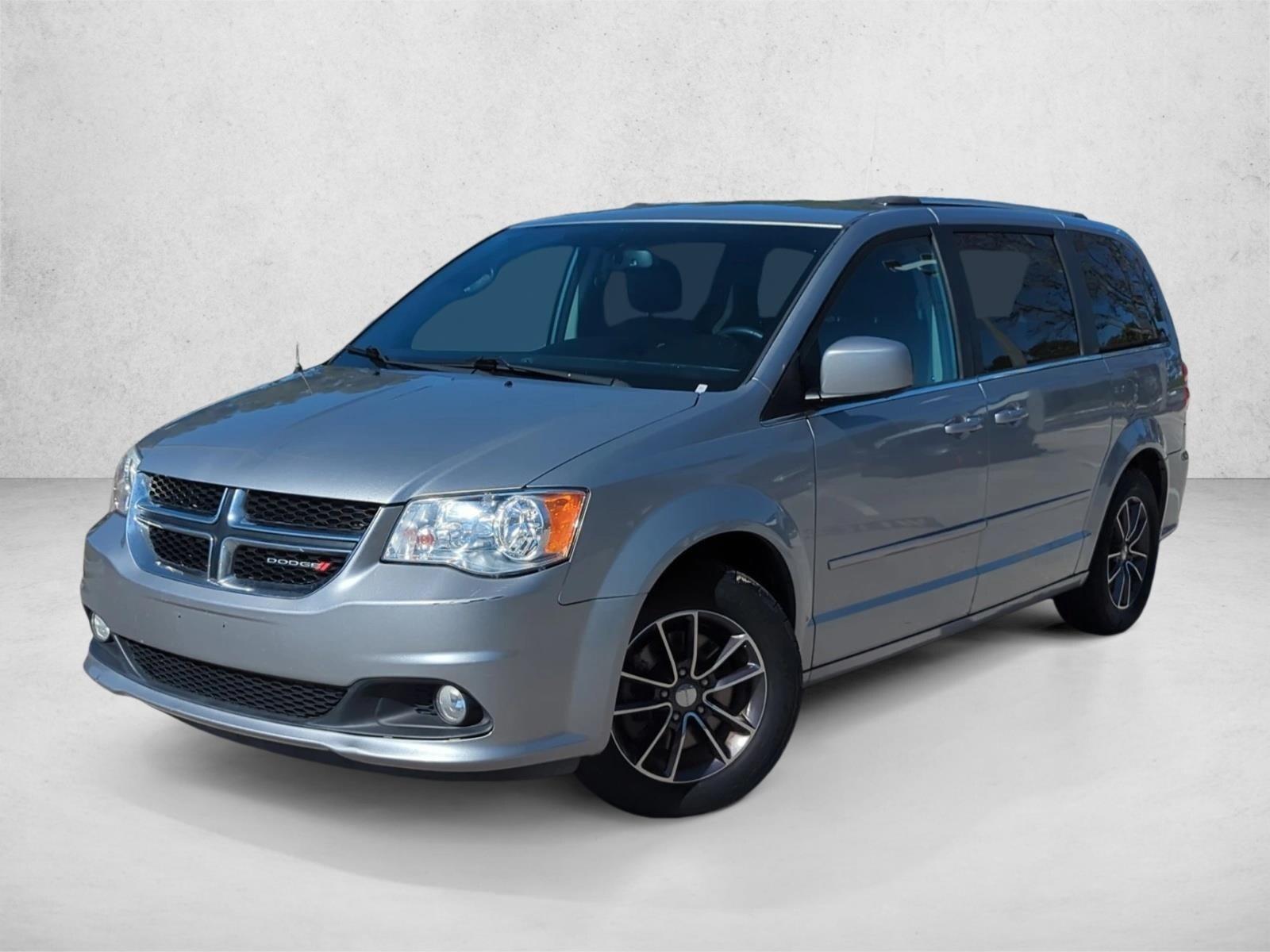 Dodge Grand Caravan Sxt - View 1