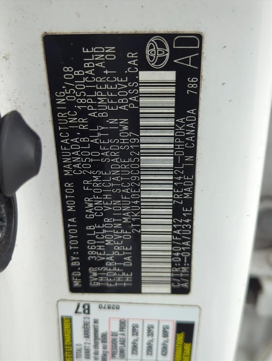 Toyota Prius - Thumbnail 10